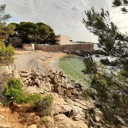 Apartment D'une Avec Vue Sur La Et Wifi A A 1 Km De La